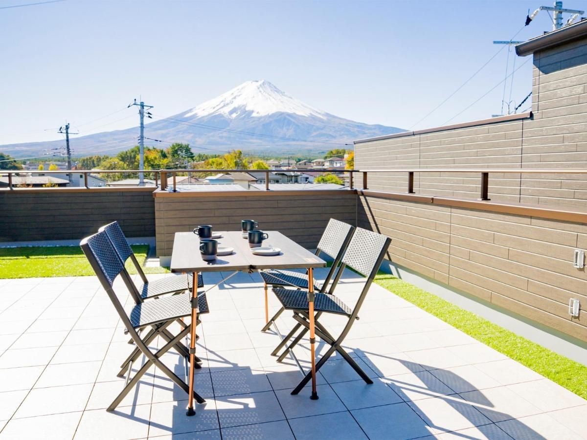 Rakuten STAY Fuji Kawaguchiko Station - View of MtFuji 3LDK With Rooftop BBQ terrace 106 Fujikawaguchiko Exterior foto