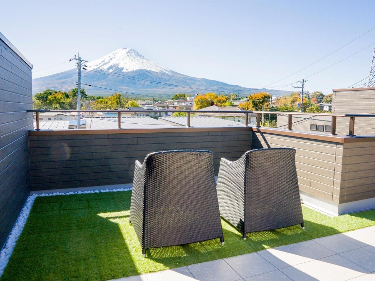 Rakuten STAY Fuji Kawaguchiko Station - View of MtFuji 3LDK With Rooftop BBQ terrace 106 Fujikawaguchiko Exterior foto