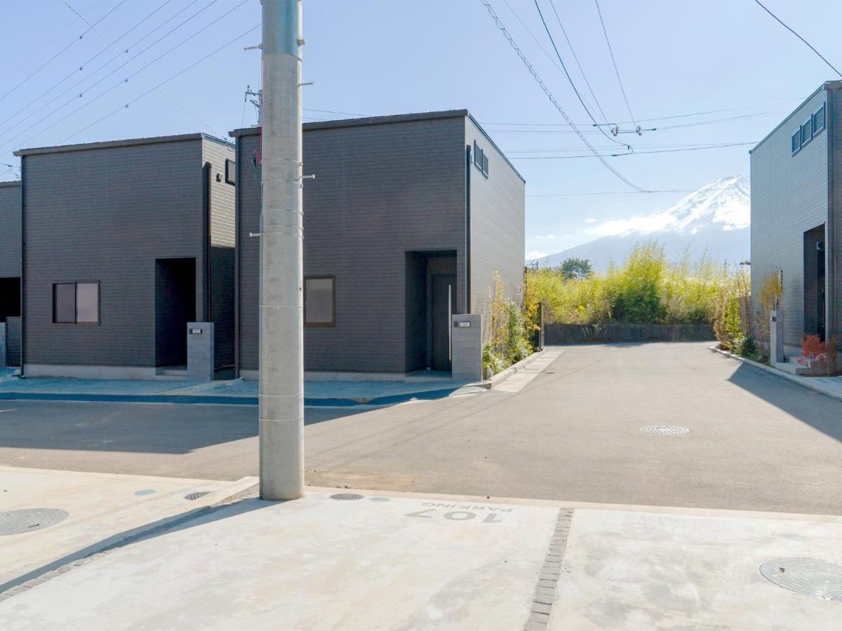 Rakuten STAY Fuji Kawaguchiko Station - View of MtFuji 3LDK With Rooftop BBQ terrace 106 Fujikawaguchiko Exterior foto